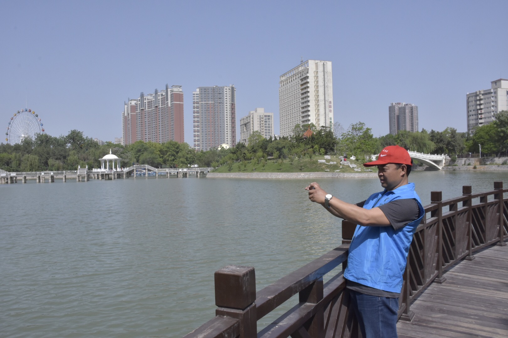 民間河長(zhǎng)巡河范例霍